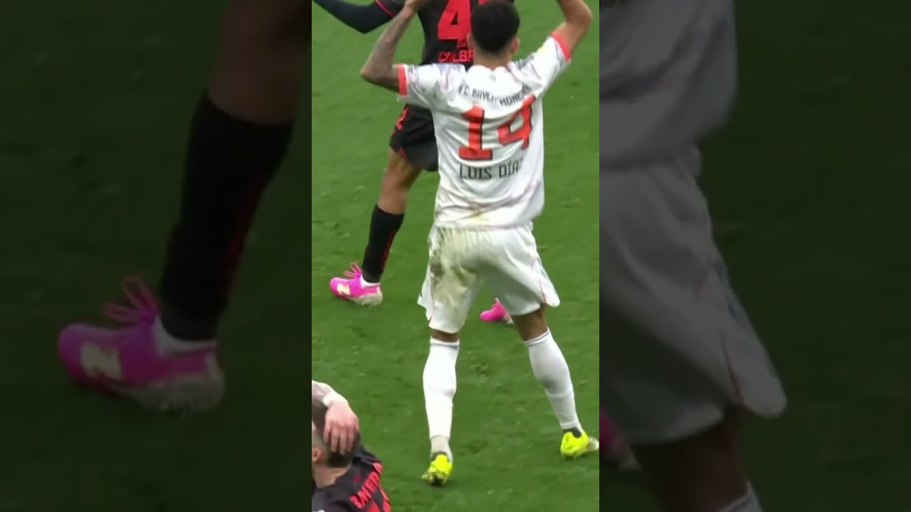 Video: ¡UNA ROJA INSÓLITA! Lucho Díaz recibió doble amarilla y se fue expulsado por simular | #Shorts