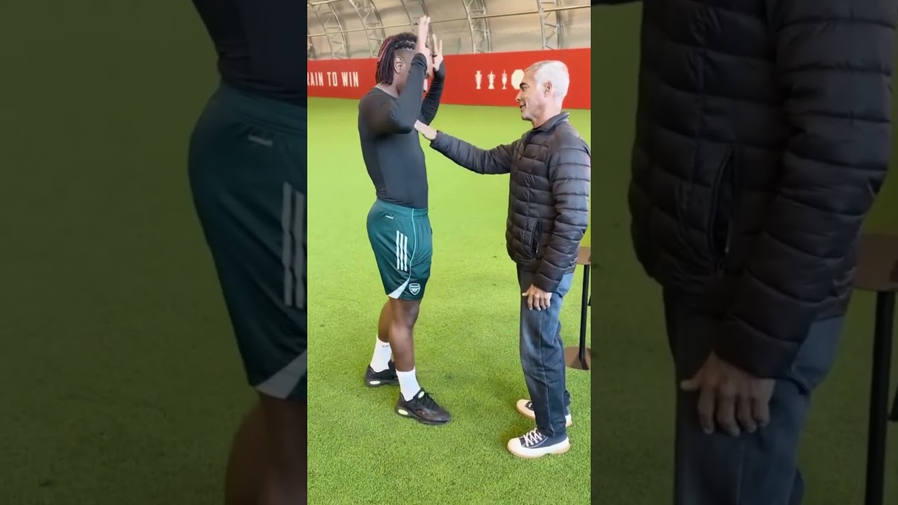 Video: ¡NO LO PODÍA CREER! ASÍ REACCIONÓ EZE CUANDO VIO A ROMARIO, SU ÍDOLO | #Shorts