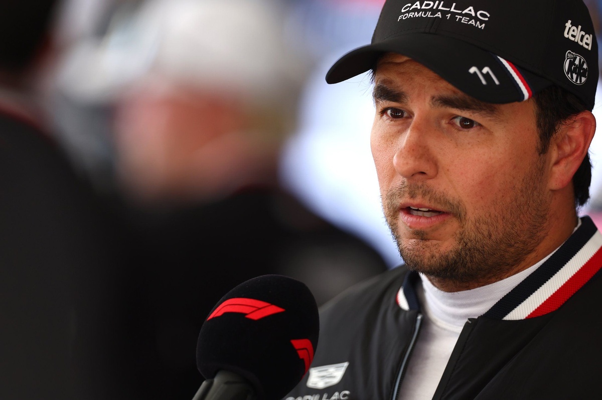 Checo Pérez responde al comentario de Andretti sobre estar «oxidado»