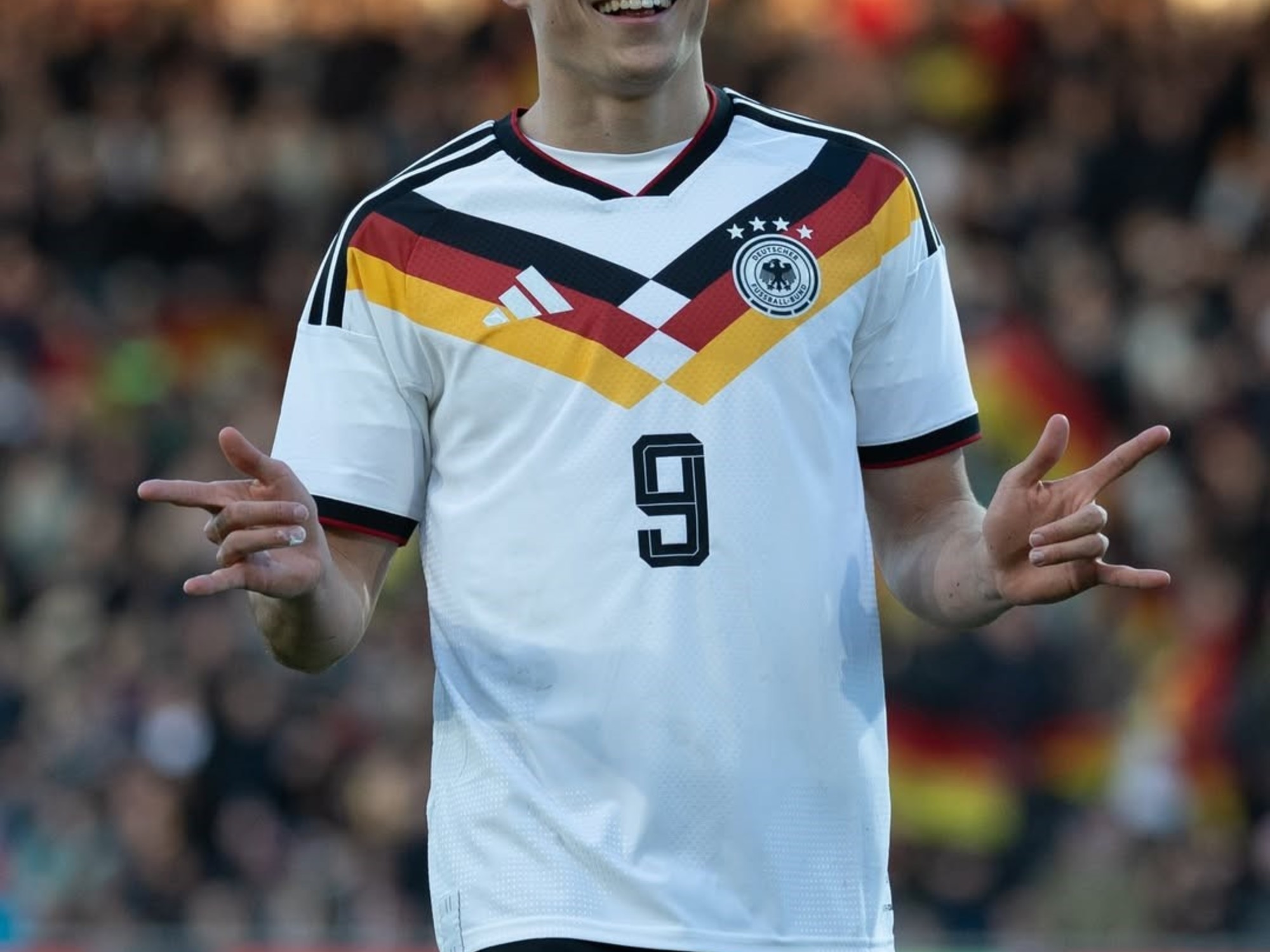 El europibe que la rompe en Alemania, podría nacionalizarse argentino y es hincha de Boca