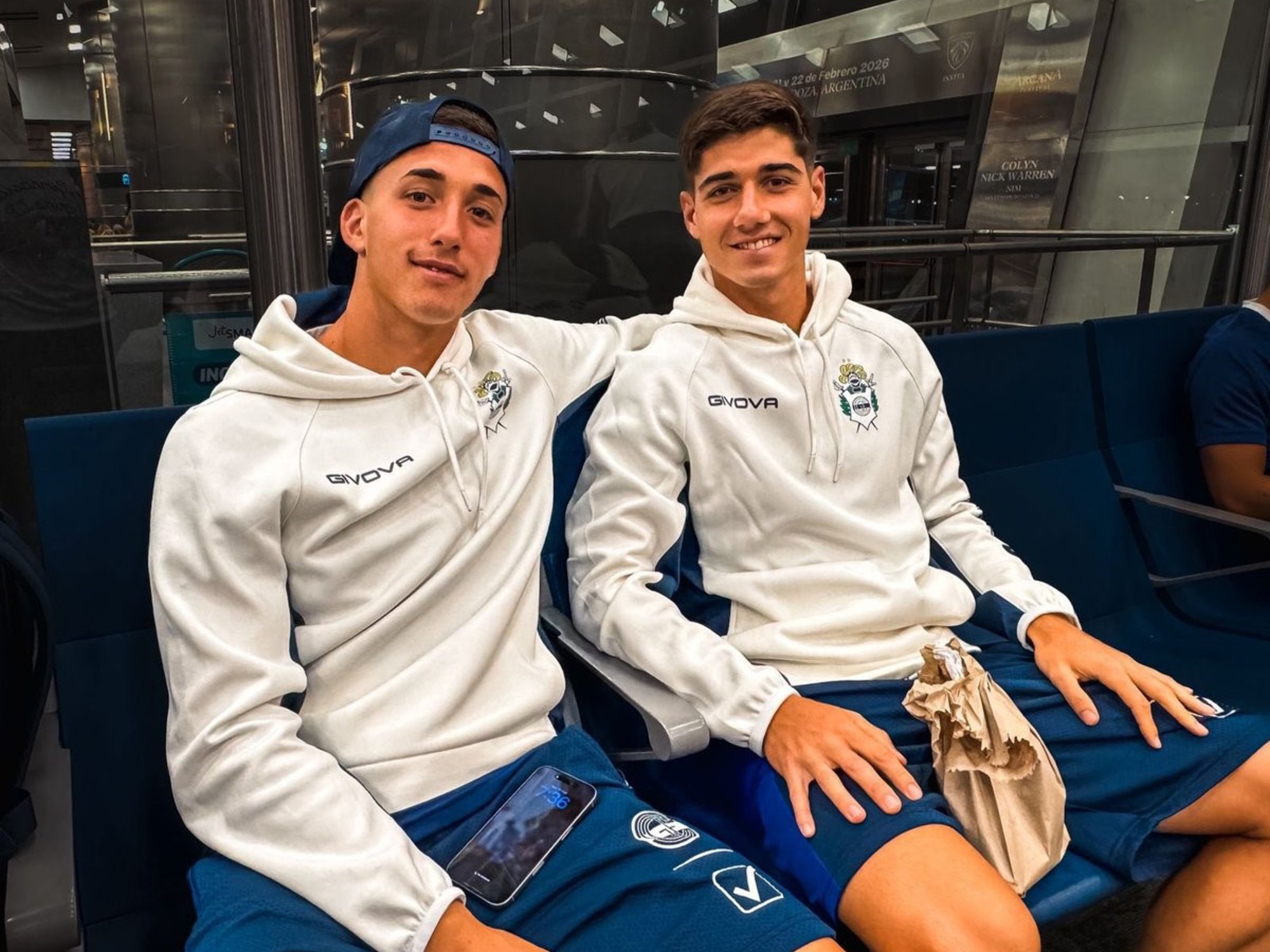 Los primos Barros Schelotto jugarían juntos por primera vez