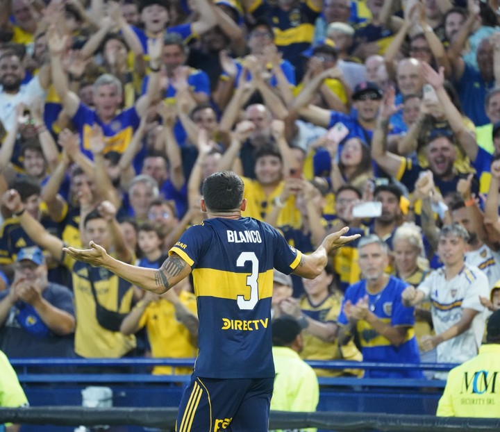 Boca le ganó bien a Newell's: un golazo, dos debuts y el penal de Paredes