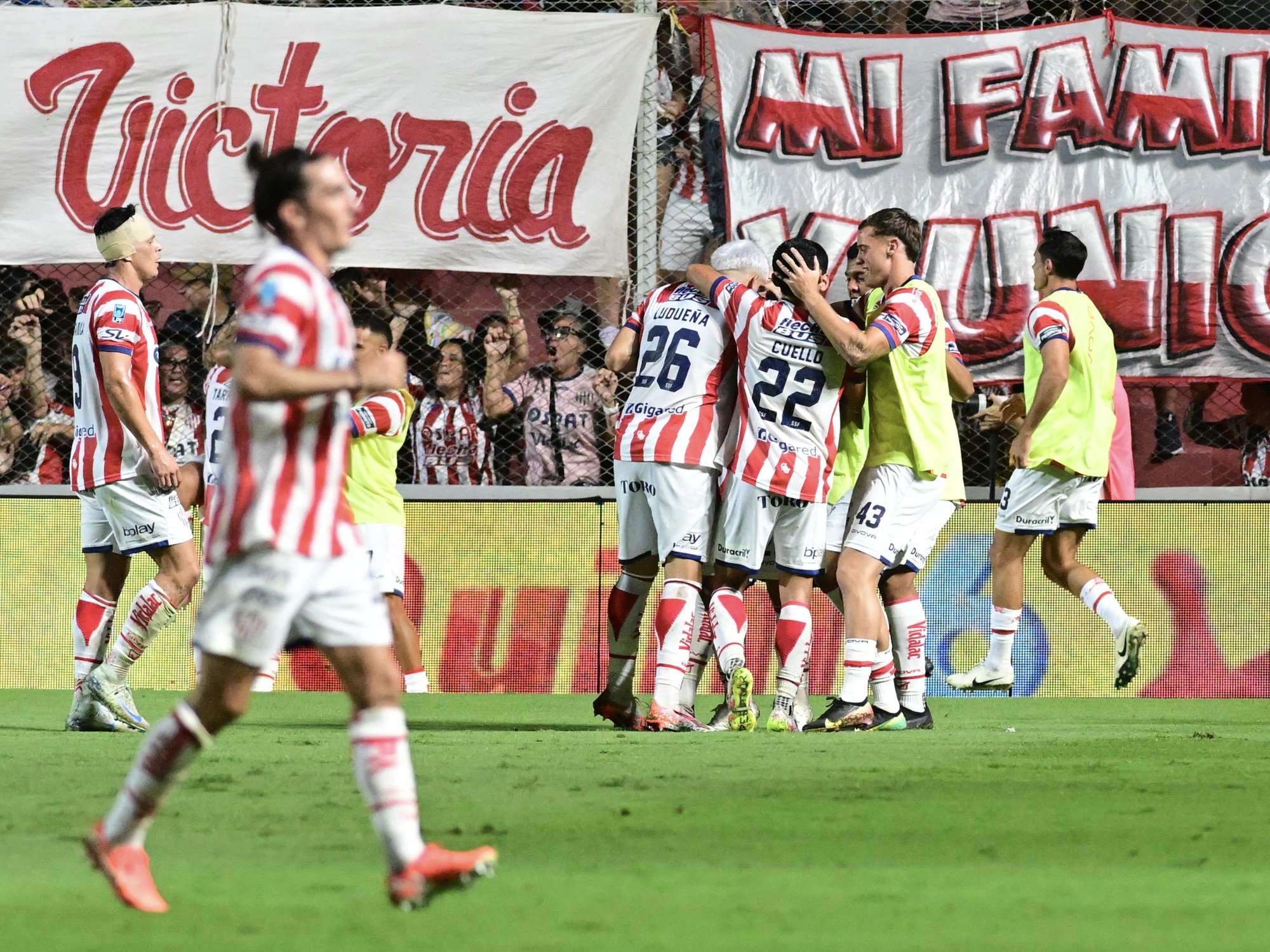 Partidos de hoy, lunes 30 de marzo: horario y por dónde ver fútbol en vivo