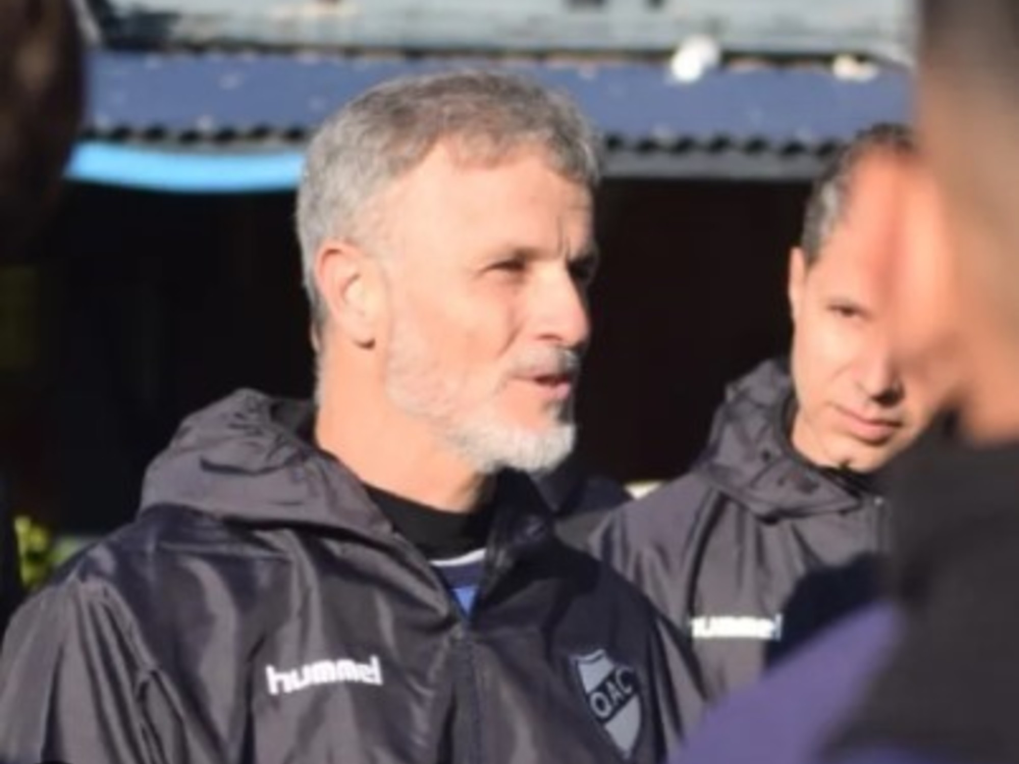 En el fondo y sin respuestas: el Pincha movió el banco y cambió de DT