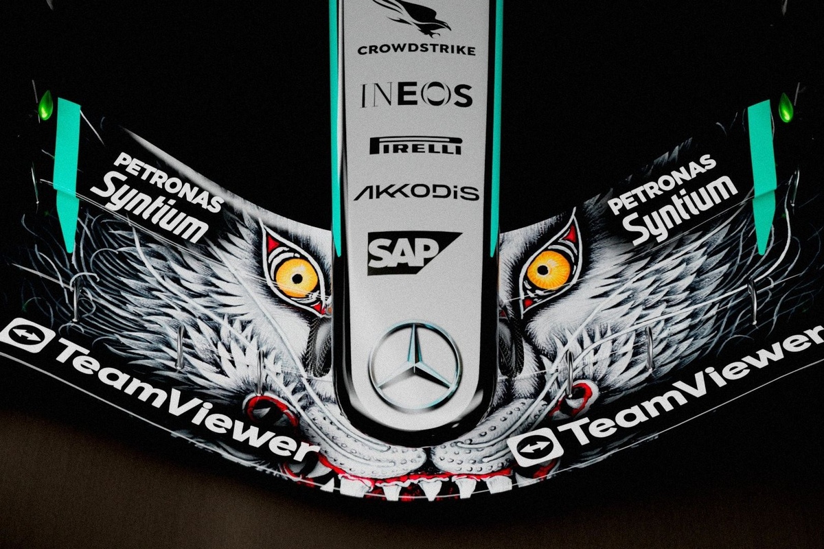 Mercedes también presenta una decoración especial para el Gran Premio de Japón