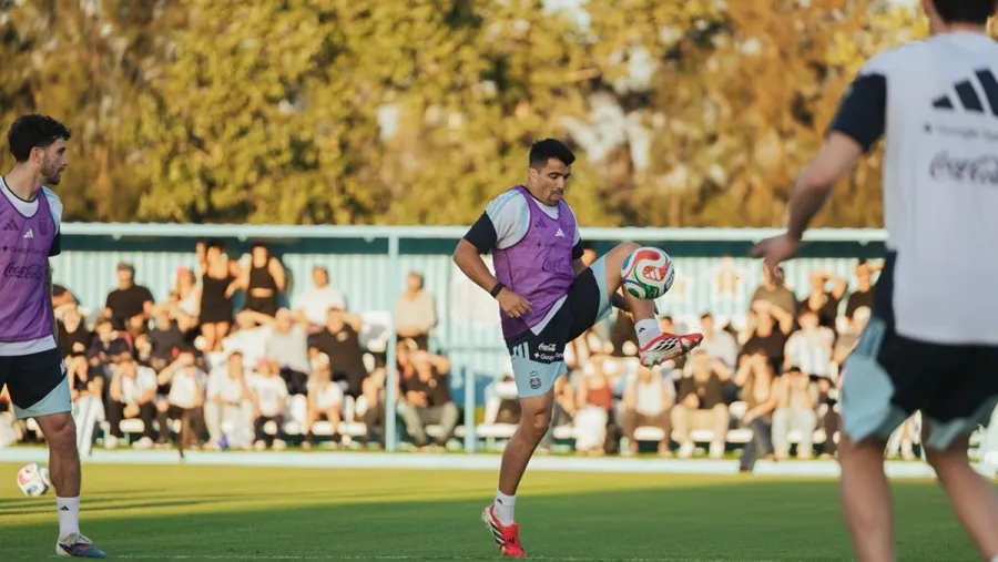 Selección: el entrerriano Senesi, en el equipo titular de Scaloni