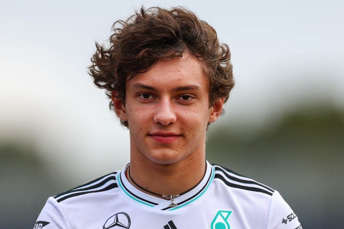 Kimi Antonelli disfruta de las vacaciones de Semana Santa en el rancho VR46 de Valentino Rossi