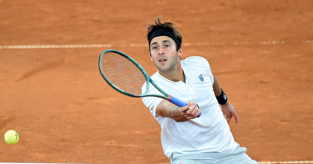 Jornada perfecta para el tenis argentino en Houston: Tomás Etcheverry, Thiago Tirante y Román Burruchaga avanzan a paso firme