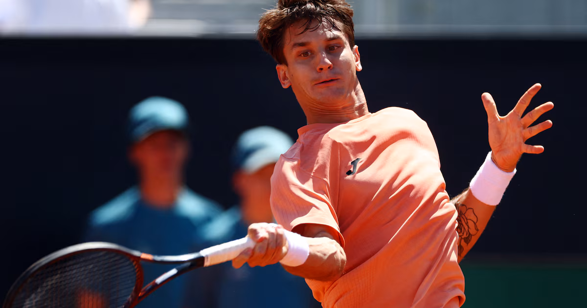 Camilo Ugo Carabelli se hizo fuerte en Marrakech y pasó a cuartos de final en un partidazo