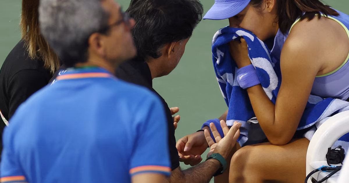El misterio que rodea a una estrella del tenis tras contraer una enfermedad en medio de un torneo