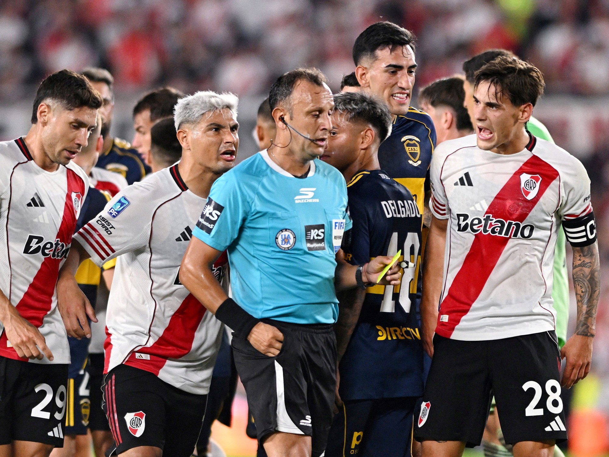 Después de la polémica, la buena nota que recibió Darío Herrera por su actuación en el superclásico