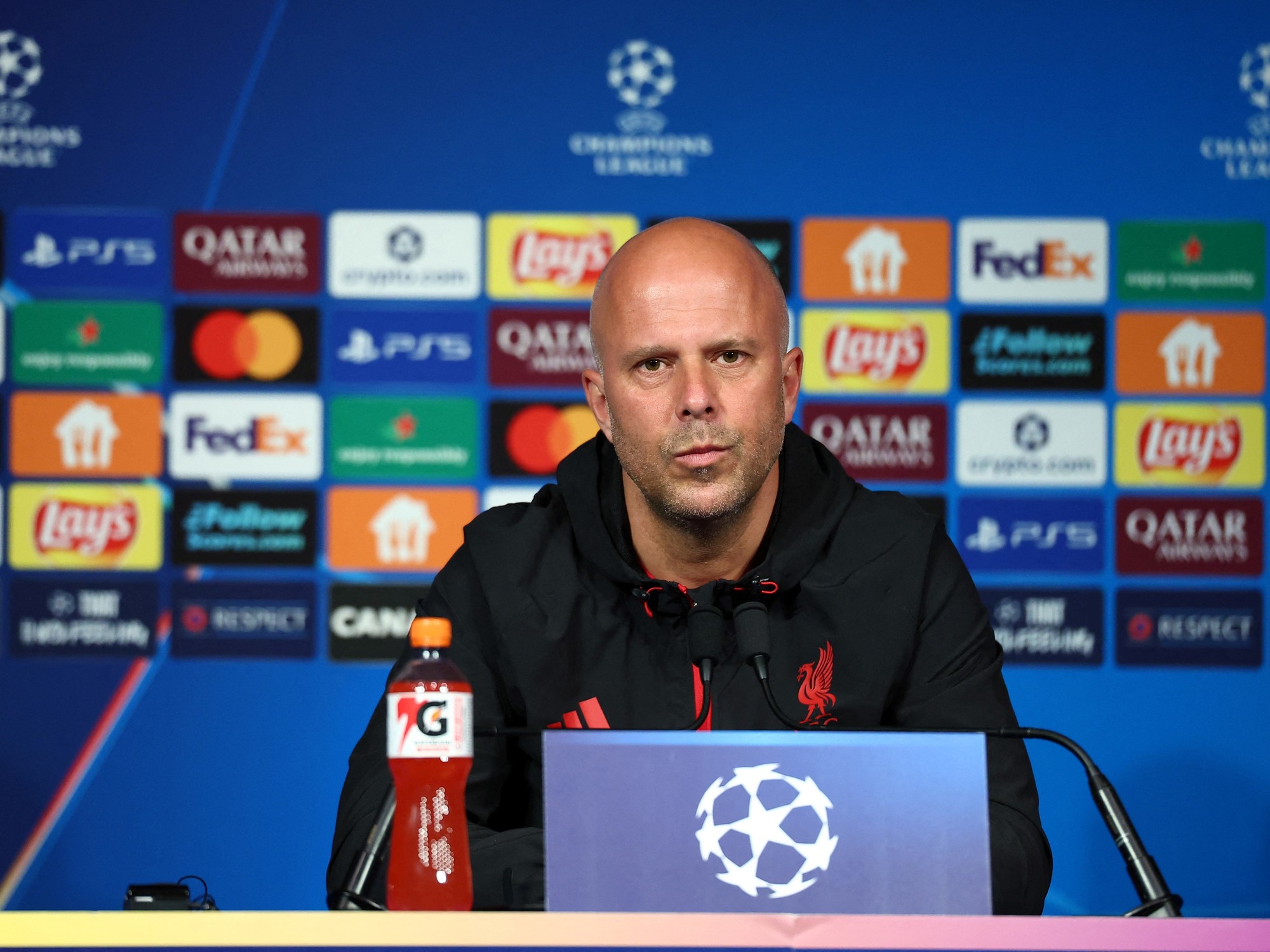 Slot, sin vueltas antes de jugar contra PSG: “Si repetimos los 20 minutos contra el City, nos hacen cuatro otra vez”