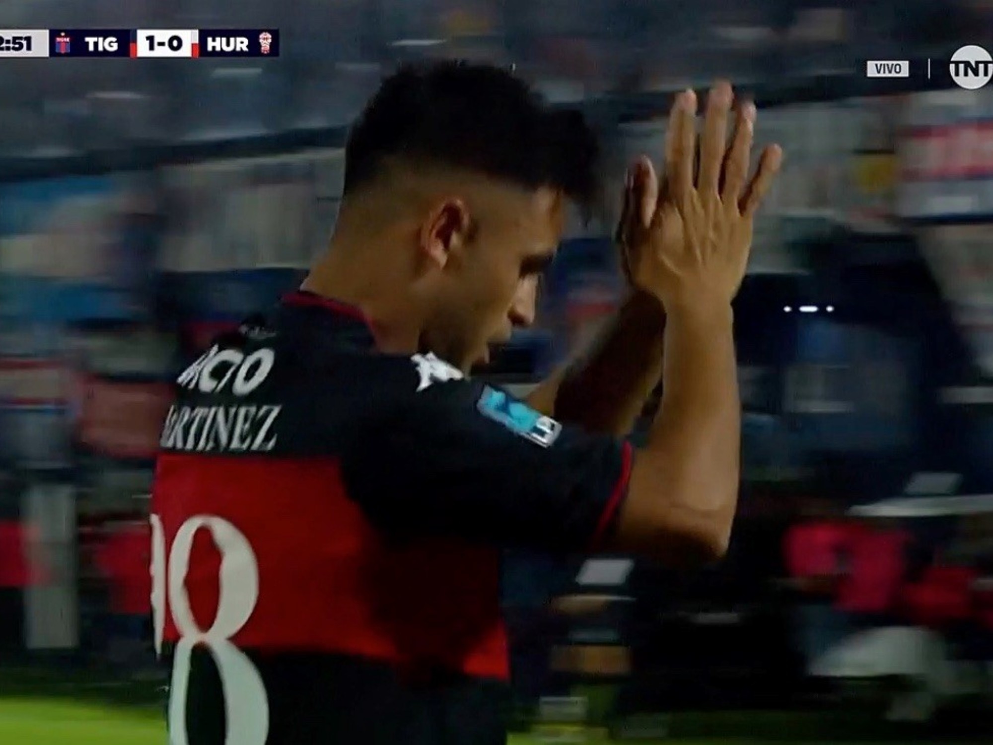 Video: con disculpas incluídas, el Pity Martínez hizo efectiva la ley del ex ante Huracán