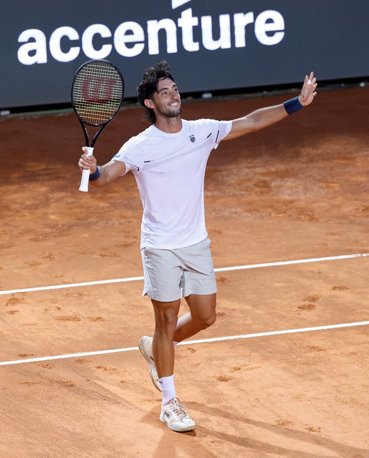 Triunfazo de Thiago Tirante: venció al #12 del mundo y pasó a octavos en Roma
