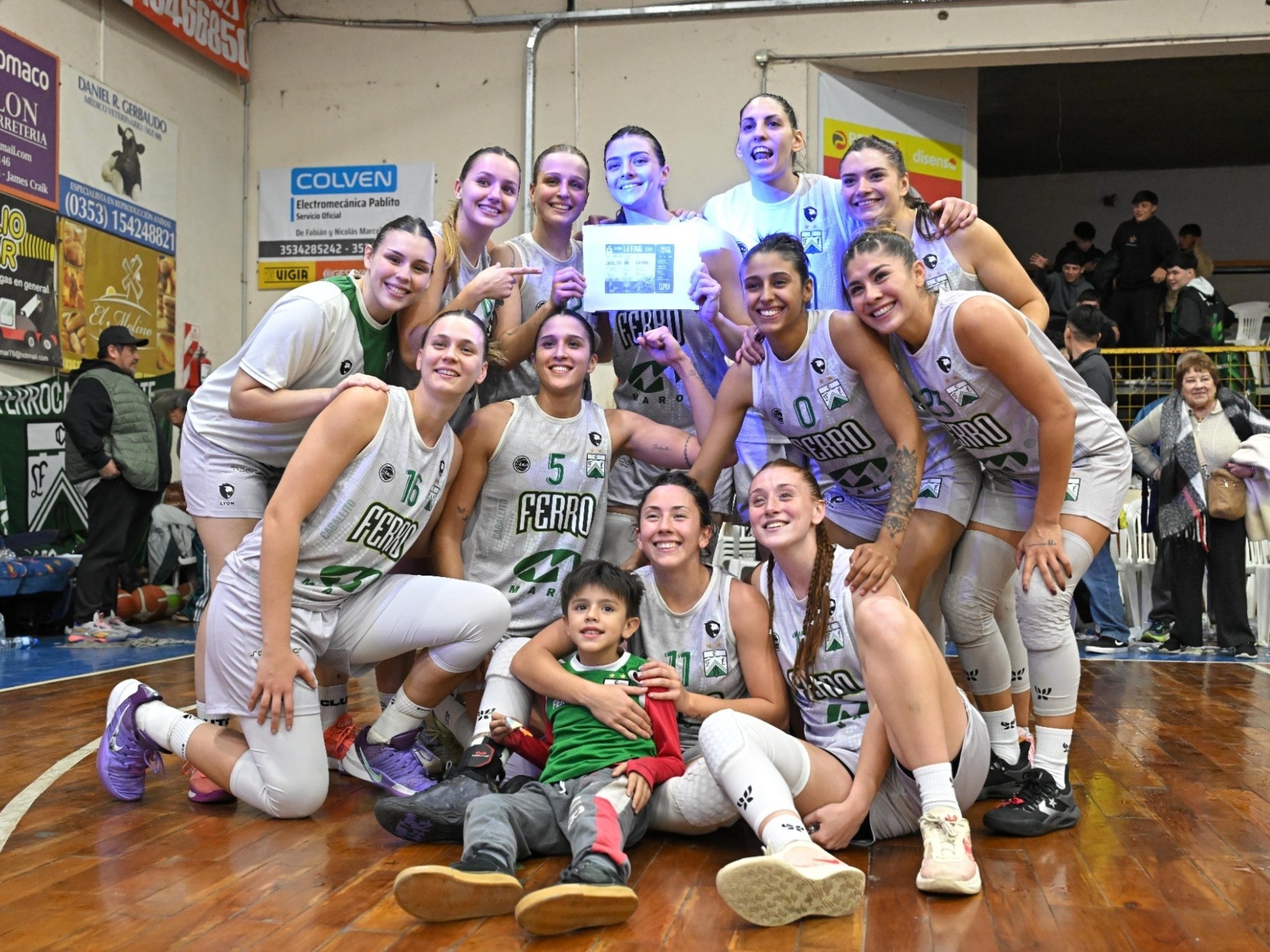 Liga Femenina de Básquet: Ferro y Obras jugarán las finales