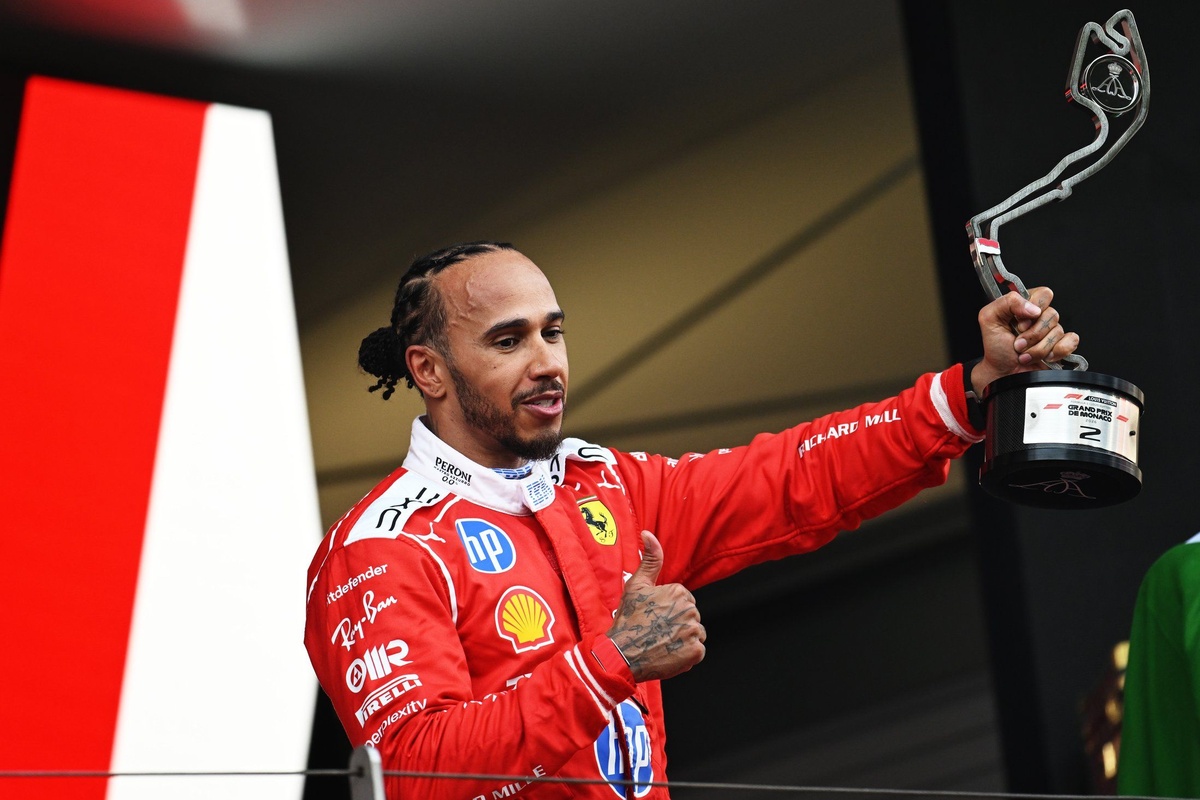 Lewis Hamilton: "Mi primera victoria con Ferrari no podría estar más cerca"