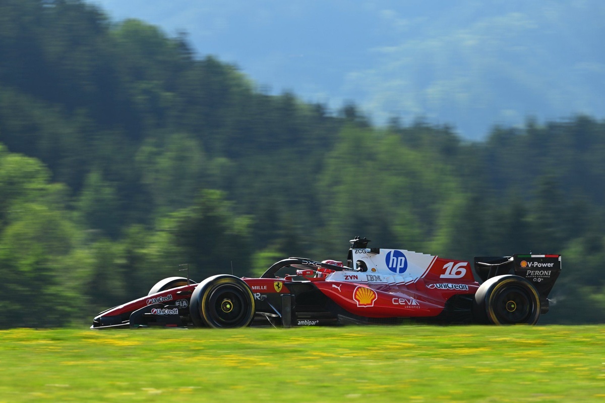 Ferrari se ve "muy lejos" de repetir lo de Barcelona tras un viernes "difícil" en Austria