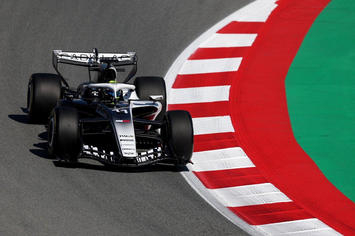 Checo Pérez confía en la carrera tras el calvario en la clasificación en Austria: "Fuimos a ciegas"