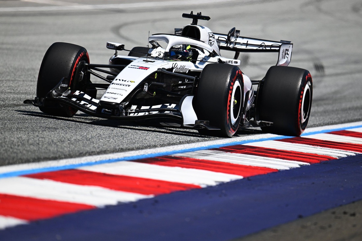 Por qué los comisarios perdonaron a Checo Pérez por su infracción en Austria