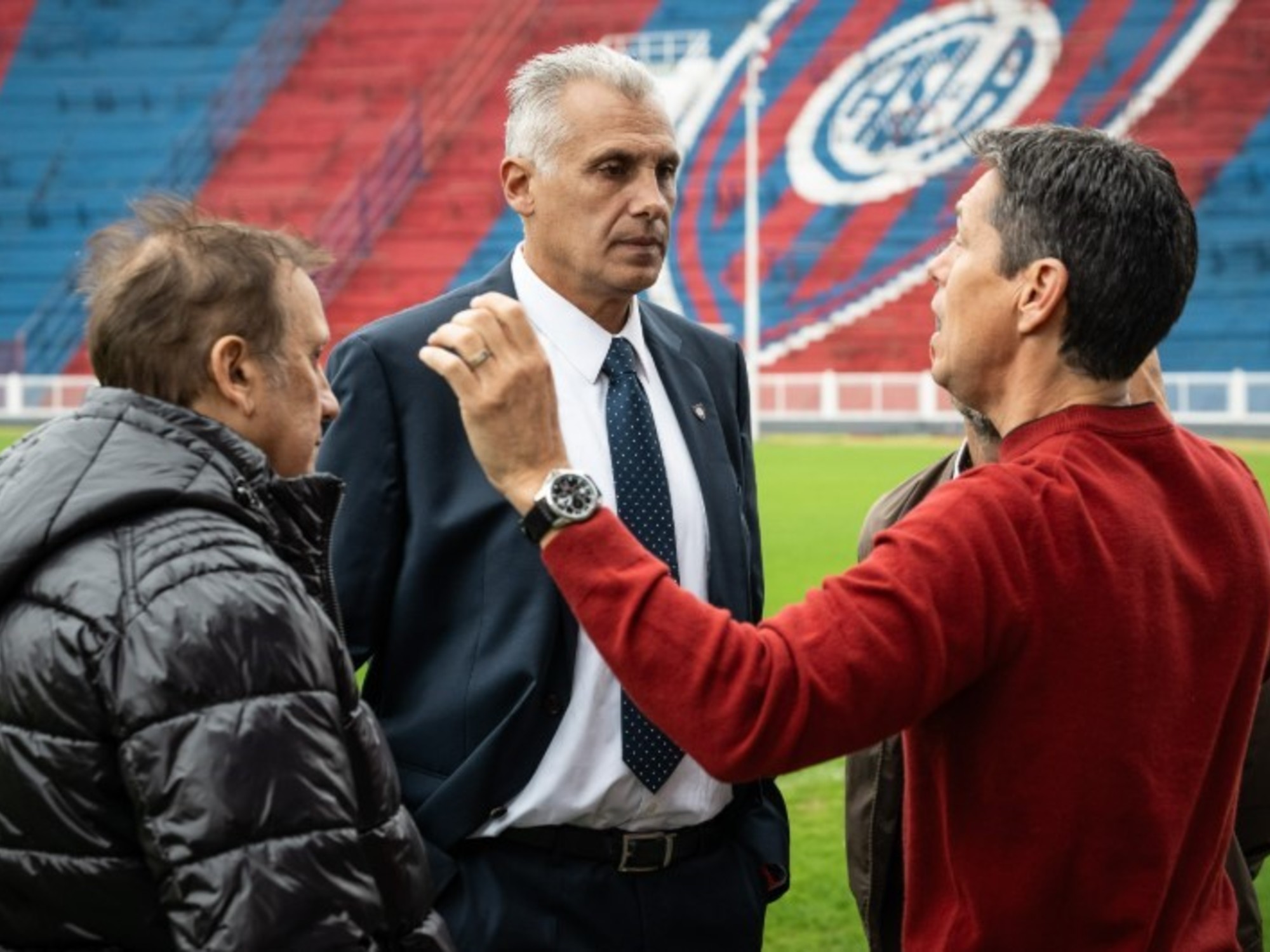 A la nueva dirigencia de San Lorenzo le llegaron las primeras inhibiciones