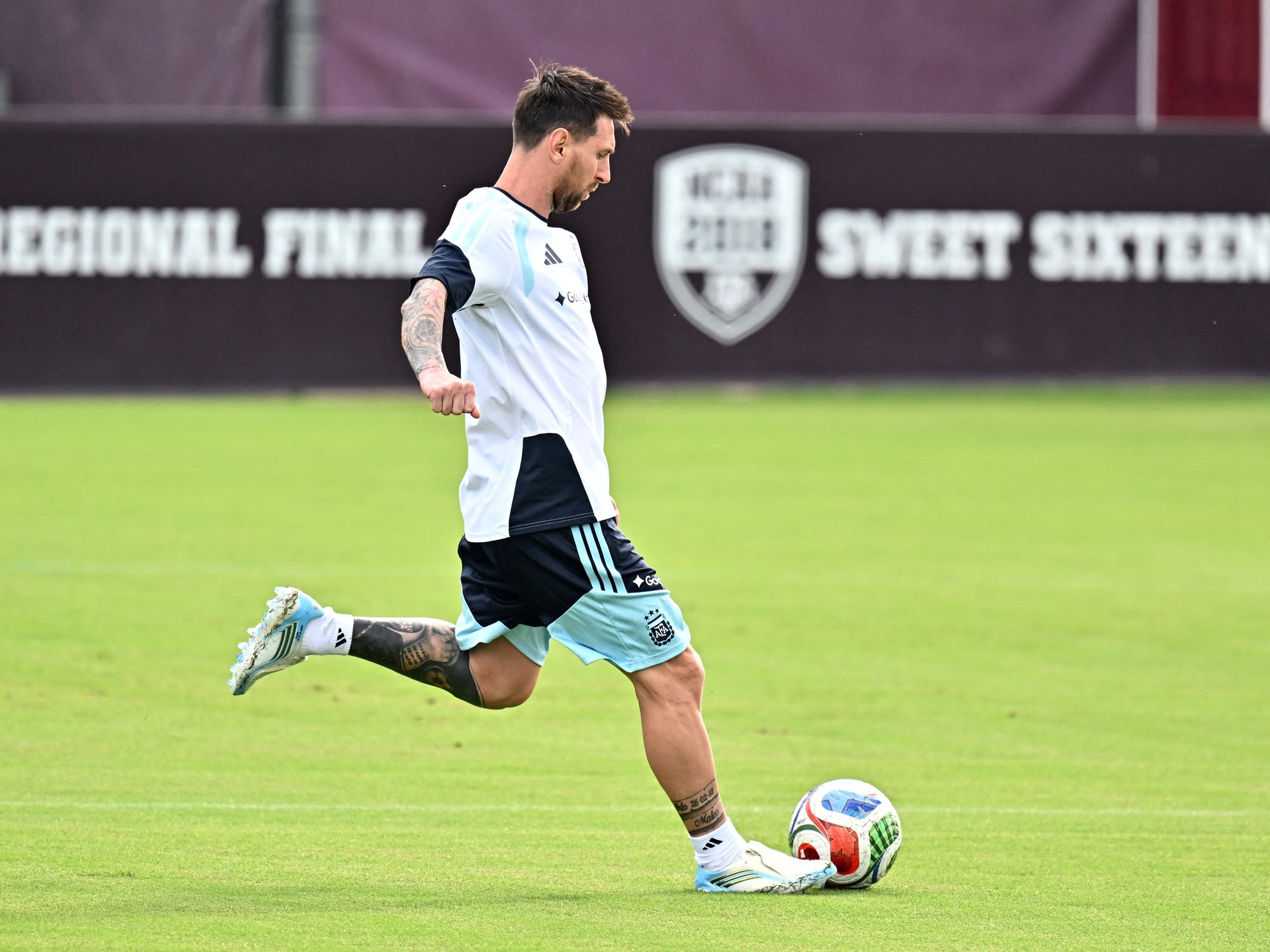 Messi, a la par de sus compañeros: ¿juega algunos minutos ante Honduras? :: Olé