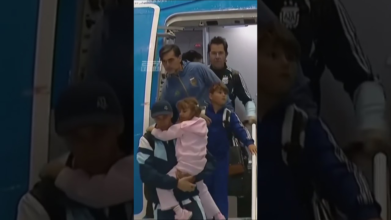 Video: ¡GRACIAS MUCHACHOS! ARGENTINA LLEGÓ Y FUE RECIBIDO POR LOS GRANADEROS | ⚡ #ESPNMundial | #Shorts