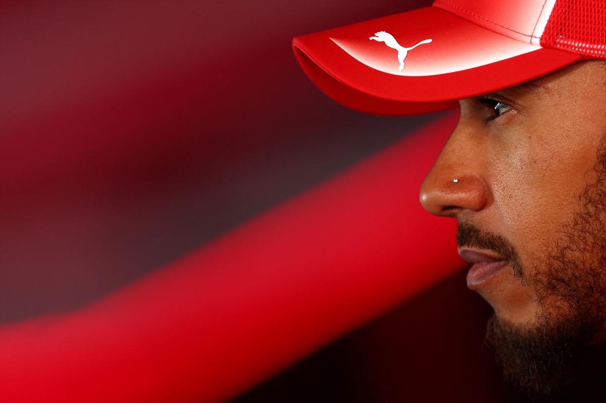 ¿Cuántos puntos perdió Hamilton por sanciones en la F1 2026?
