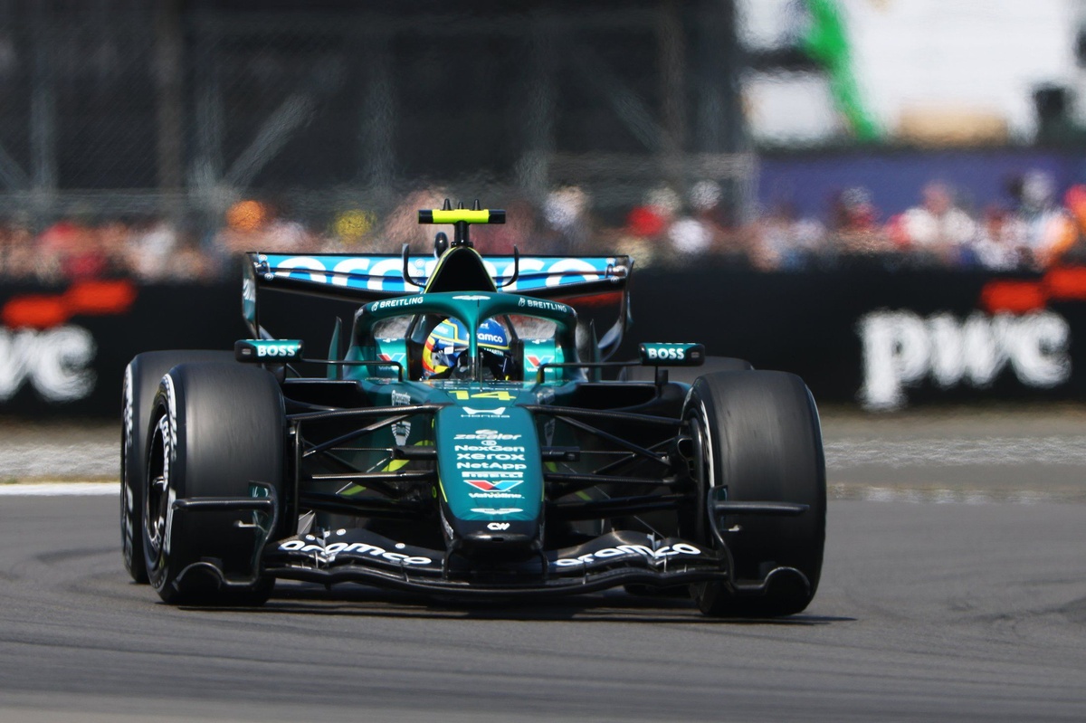 Un expiloto confía en que Aston Martin F1 dé un giro a su suerte en los próximos dos años