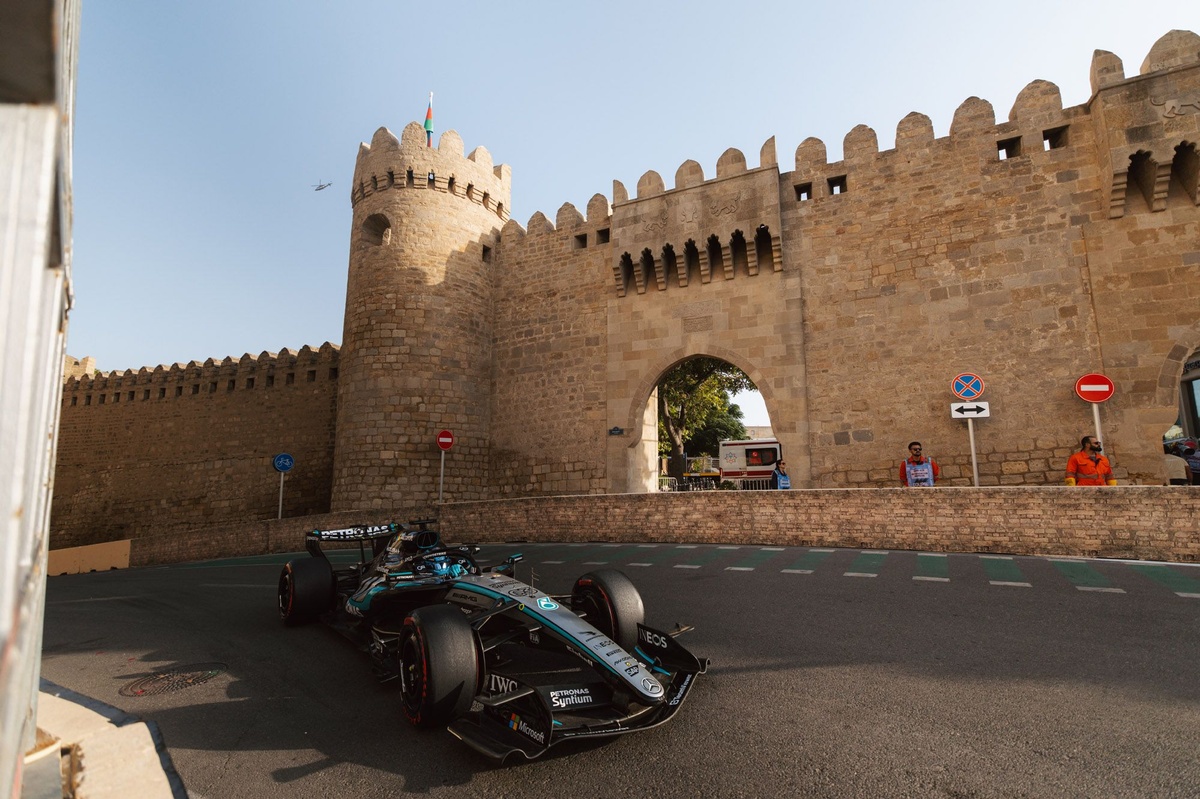 ¿Quién es la "mayor amenaza" de George Russell en el Gran Premio de Azerbaiyán: Max Verstappen o Kimi Antonelli?