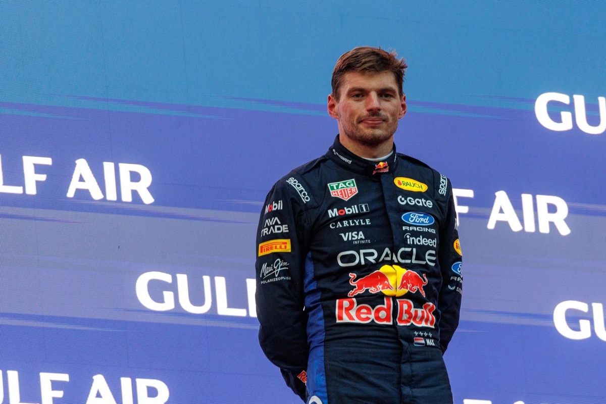 Verstappen califica los motores de la F1 como "potencia LEGO" tras el fallo del GP de Bahréin