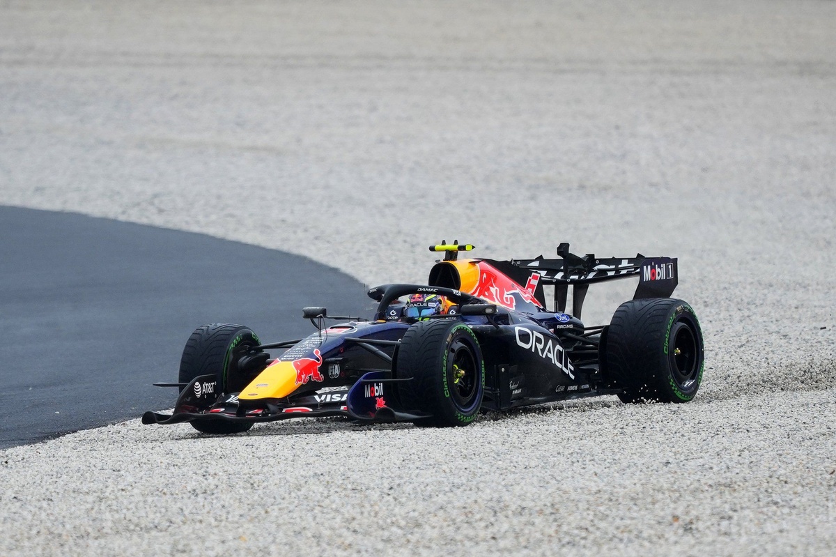 El descontento de Hadjar en Sepang: una carrera “desastrosa” en un coche “horrible” y “sin batería”