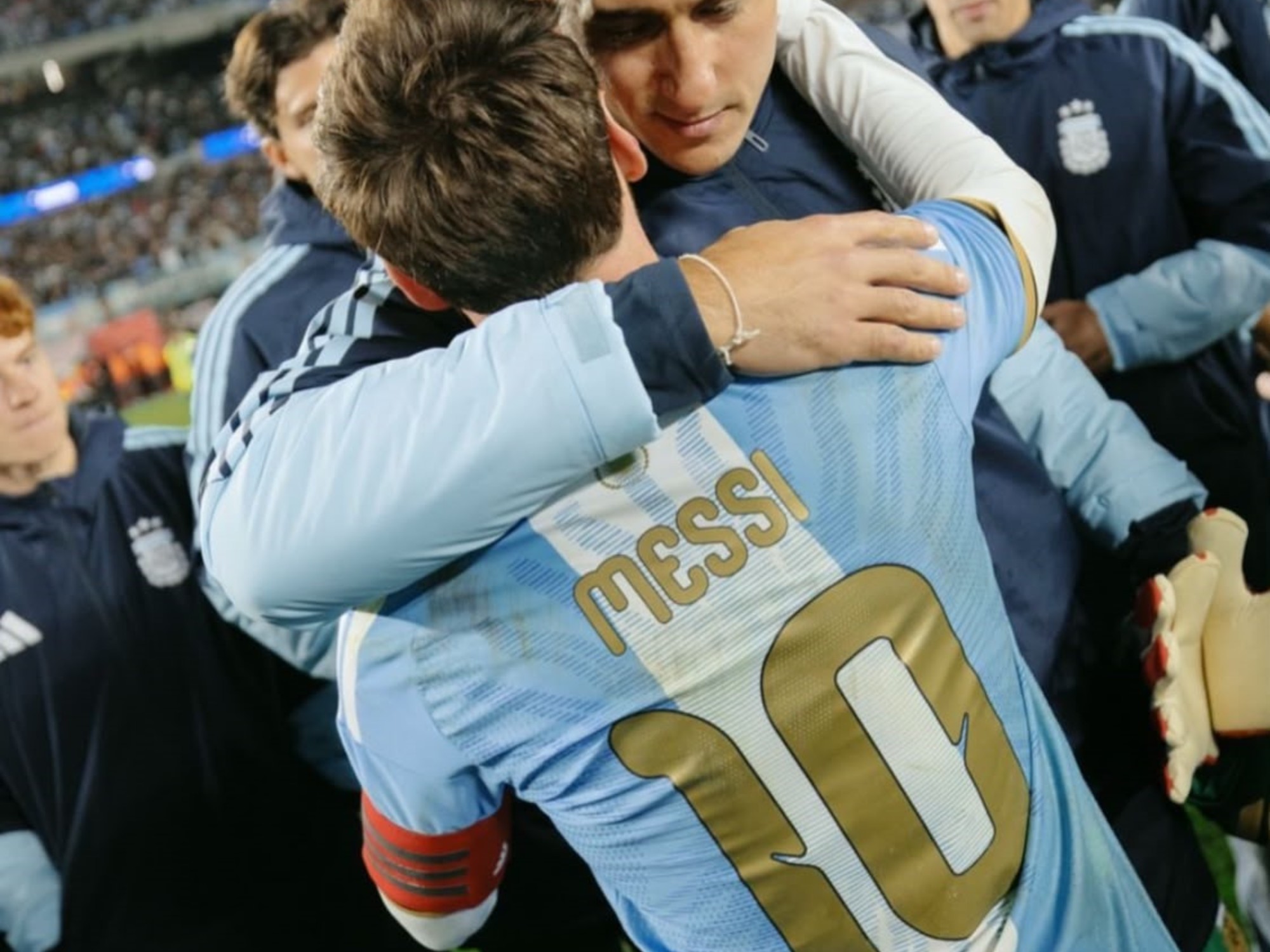 La dedicatoria con chicana de Messi a Musso: “Voy a extrañar…” :: Olé