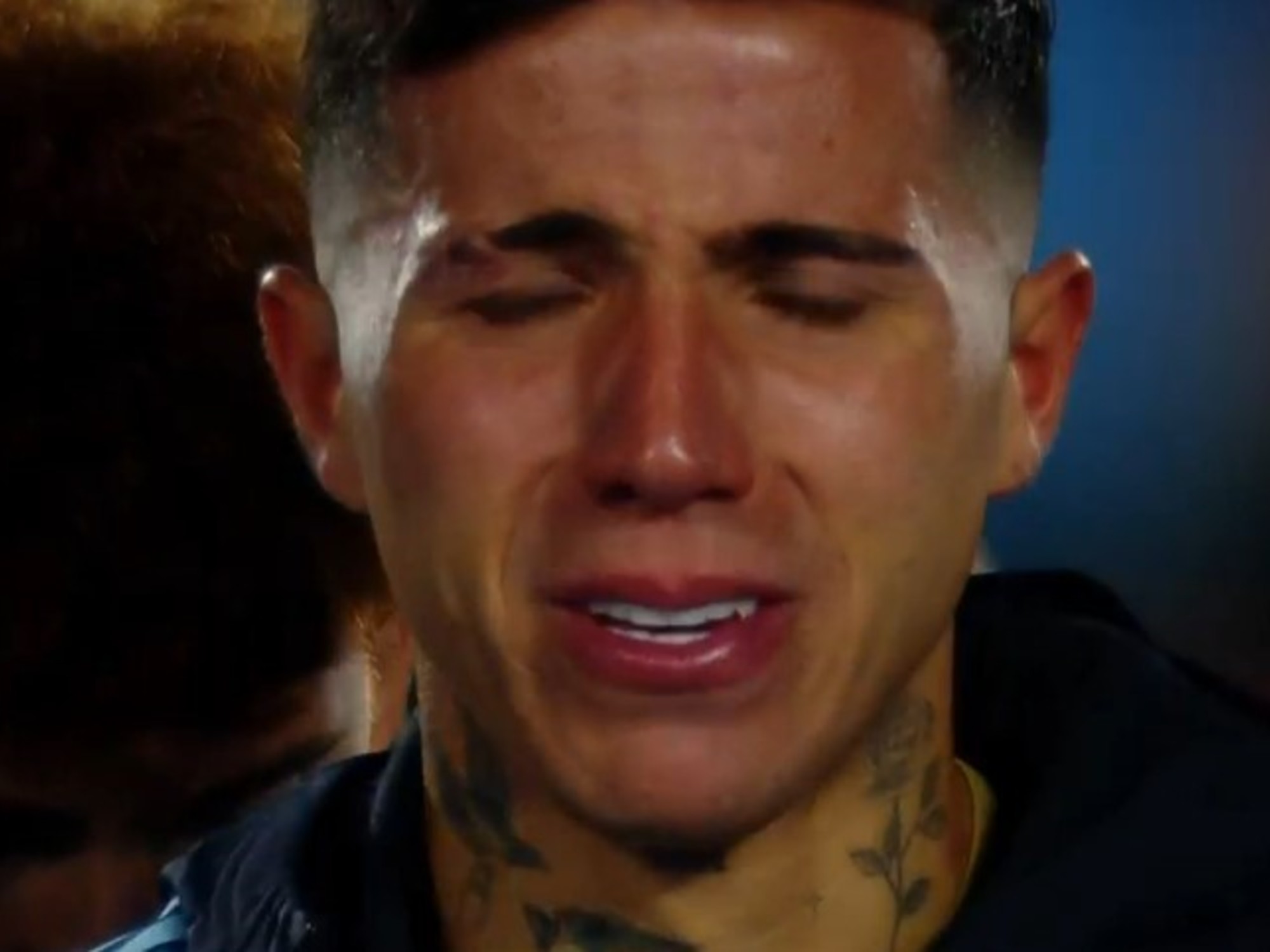 El llanto desconsolado de Enzo Fernández en la despedida de Messi de la Selección :: Olé