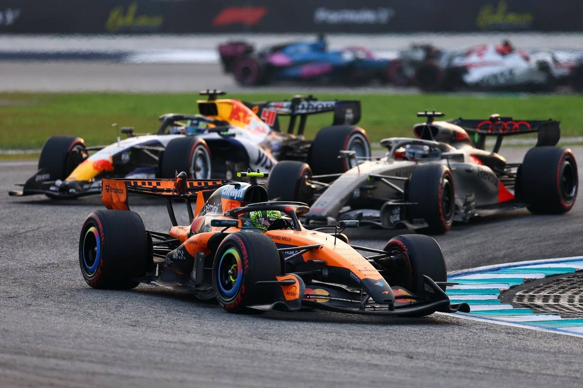 Lando Norris revela el "doloroso" retraso de McLaren tras el GP de Bahréin en Malasia
